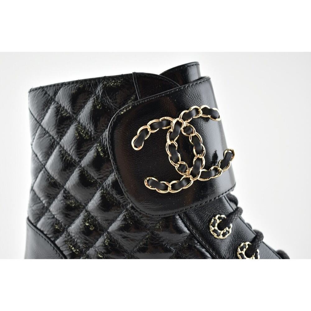 Chanel 21A Black Shiny Patent Quilted Gold CC Chain Combat Ankle Short Boot 40.5 - Picture 3 of 11